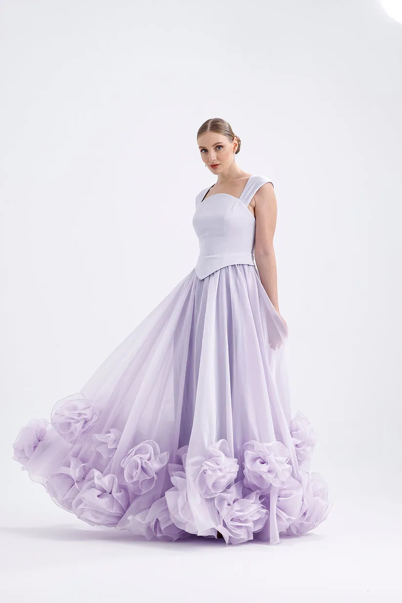 𝐀𝐅𝐋𝐎𝐑𝐀 Strappy Crepe Body Organza Flared Skirt with Flower Appliques T56755