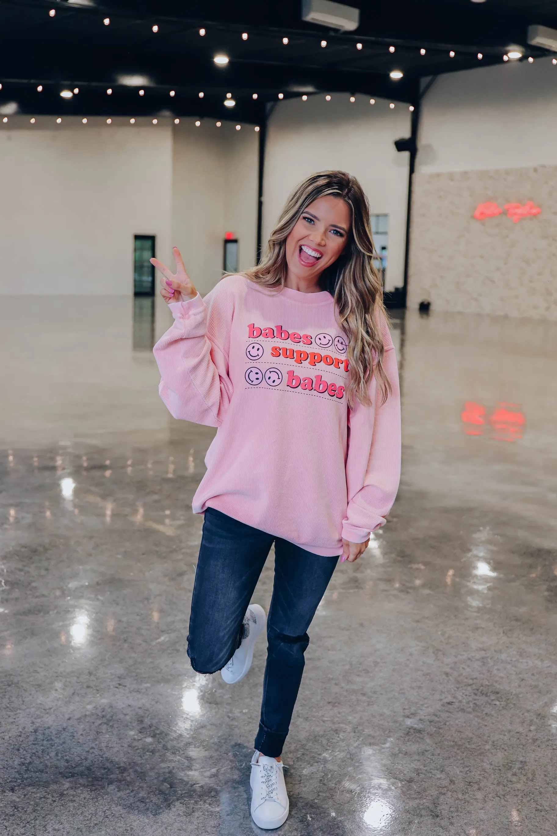 Babes Support Babes Sweatshirt - Pink