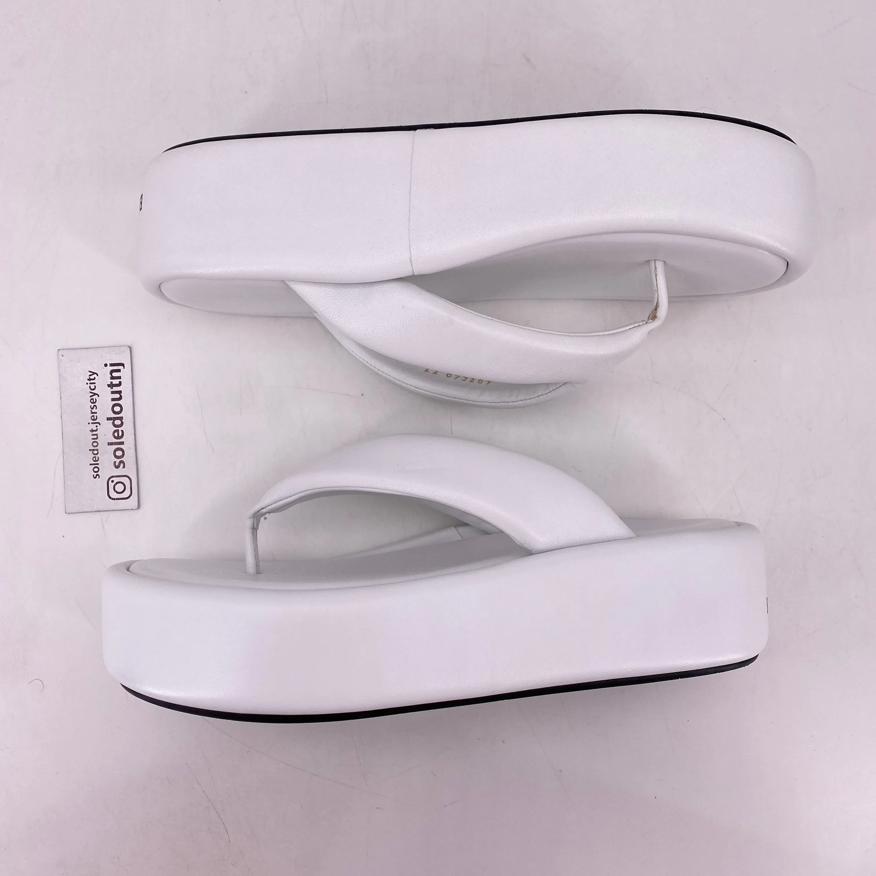 Balenciaga Mule "Rise Thong"  New Size 37W