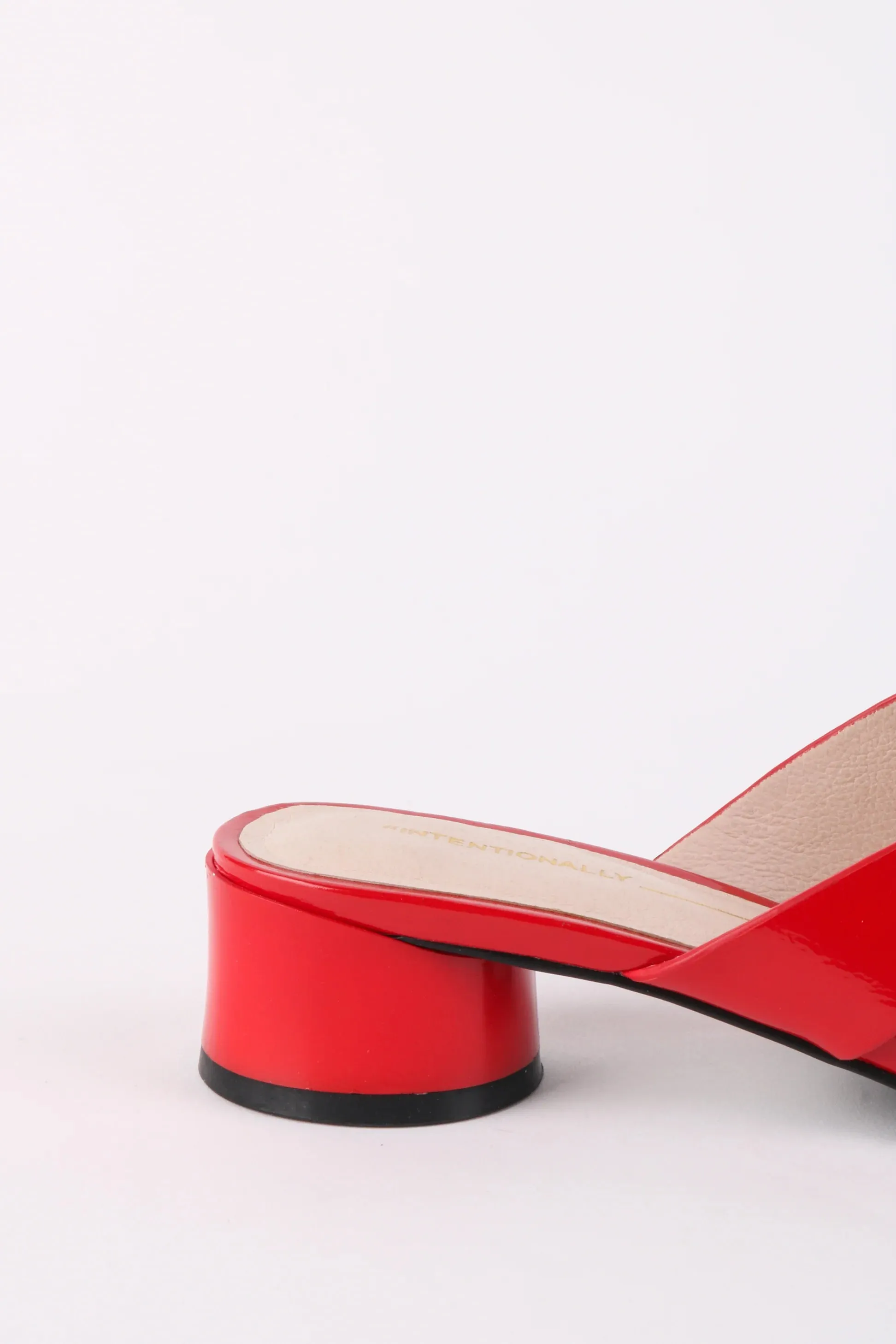 BEATRIX HEELED SANDAL