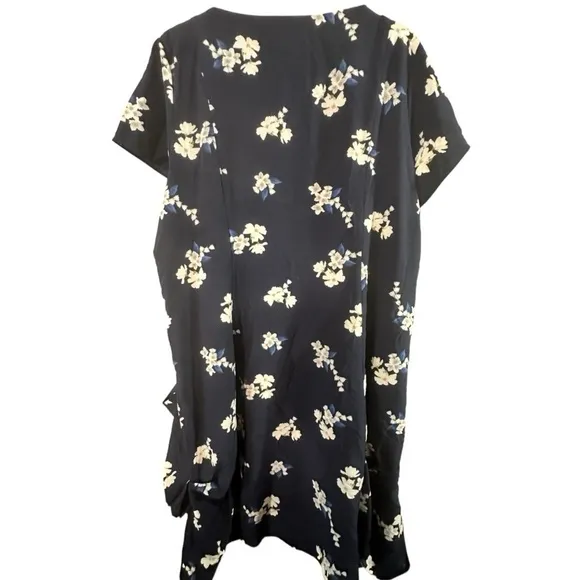 City Chic Demure Navy Floral Tunic Dress Size 22 NWT