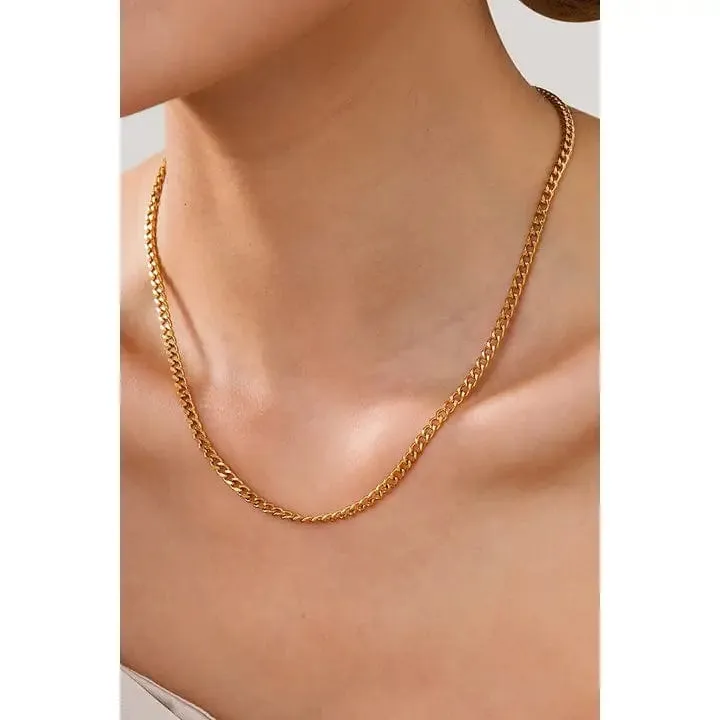 Curb Chain Necklace In Gold