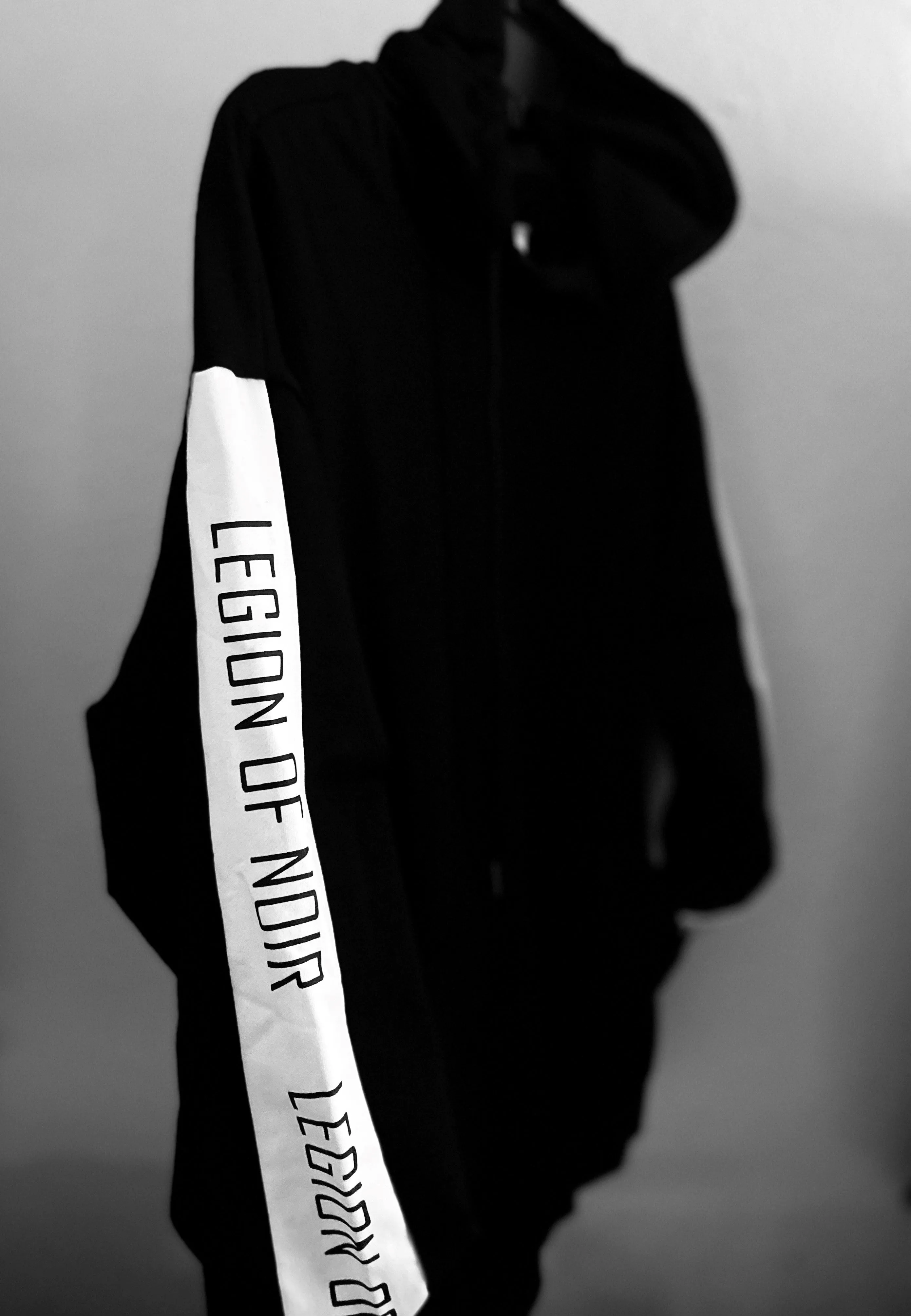 Deuce Noir Hoodie Sweatshirt