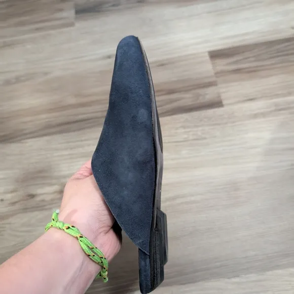 Eileen Fisher Navy Suede Mule Blog Clog, Size 5.5, Professional