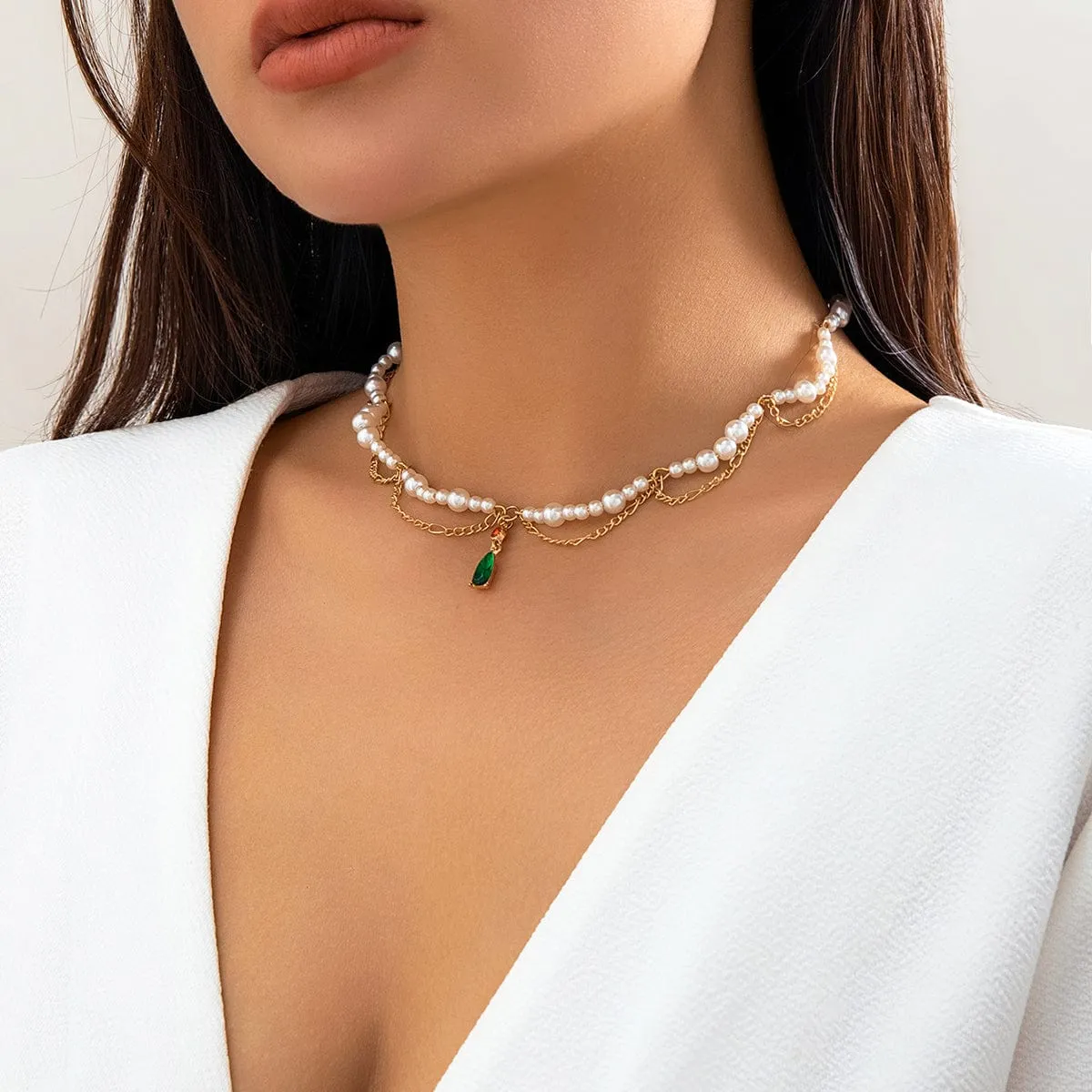 Elegant Layered Emerald Crystal Waterdrop Pendant Pearl Chain Necklace