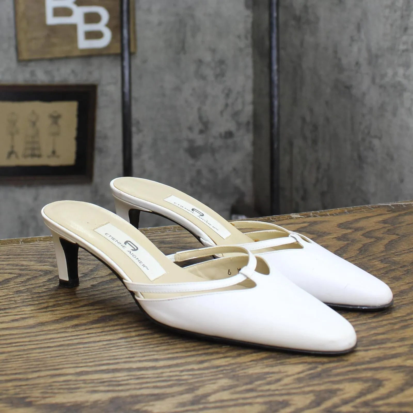 Etienne Aigner Womens Vintage Mule Heels 1673d6c4cb7b91 White 6M