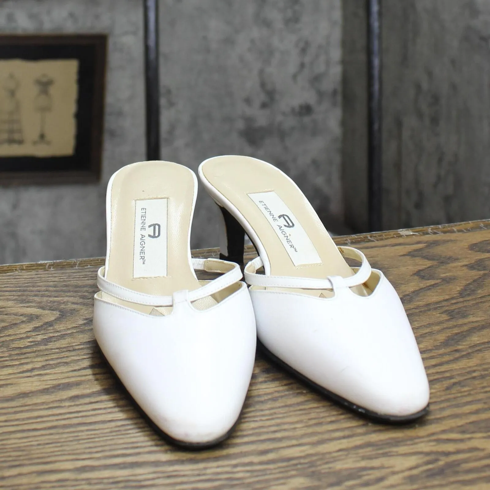 Etienne Aigner Womens Vintage Mule Heels 1673d6c4cb7b91 White 6M