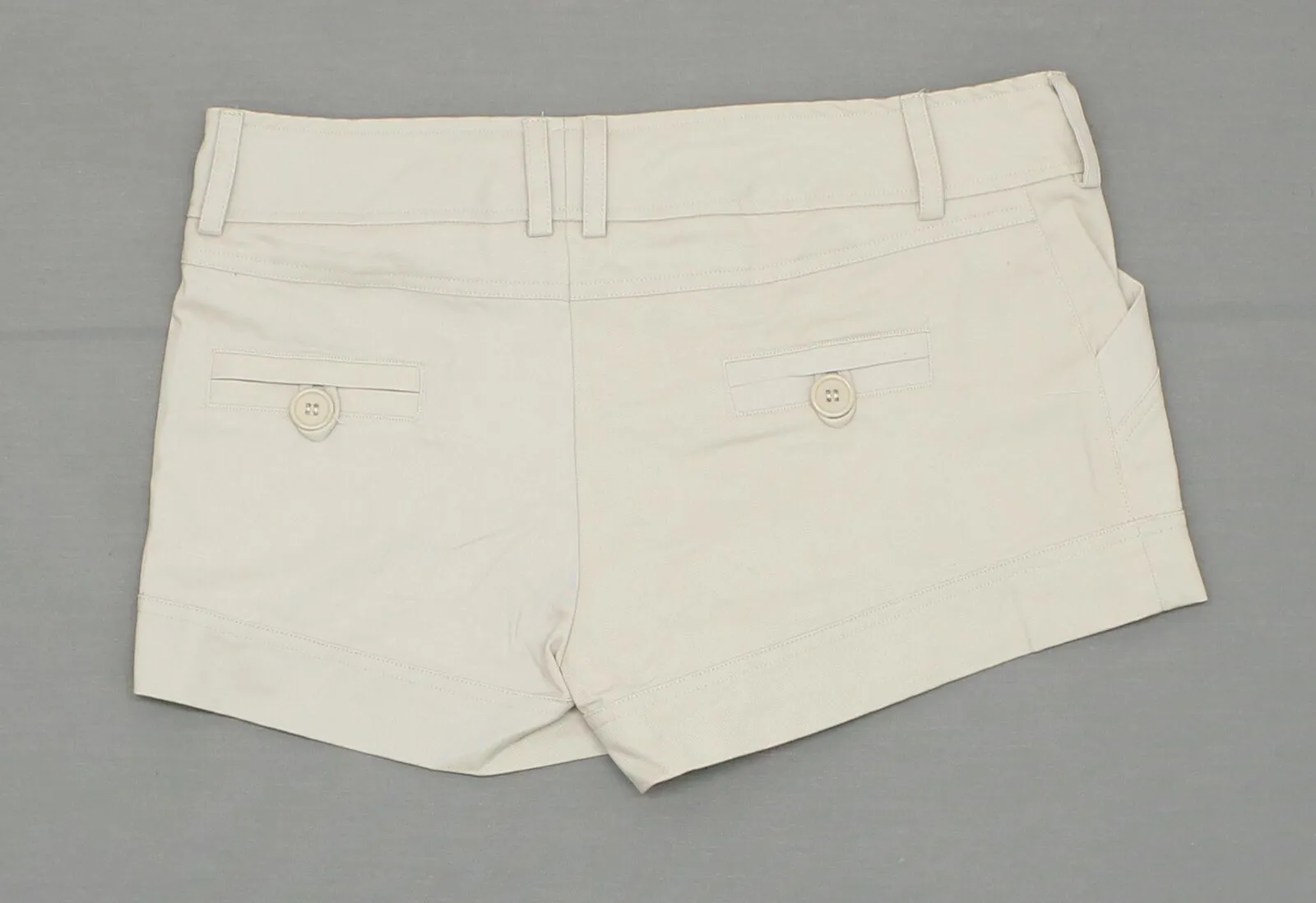 Give You Women's Tailored Khaki Shorts Stone Medium