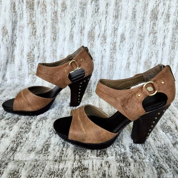 Harley Davidson &quot;Gillian&quot; Tan Leather Strappy Studded Heels | Women's Size 9