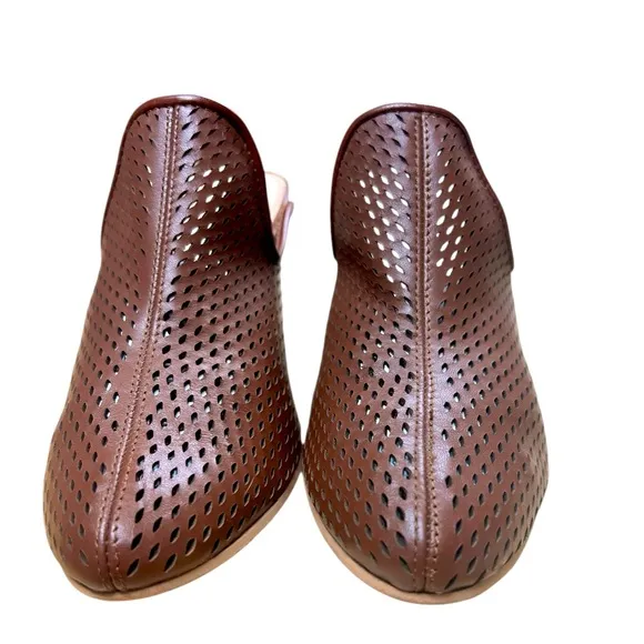 Kelsi Dagger Brooklyn Mule deep brown leather pinhole with heel size7 NWOB