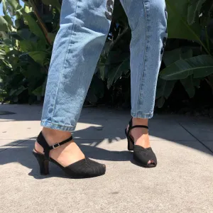 LAURA - Black
