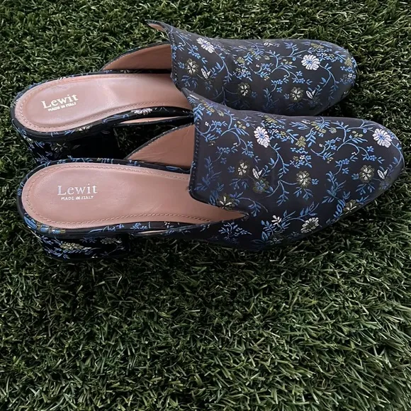 Lewit Bianca Embroidered Loafer Mule