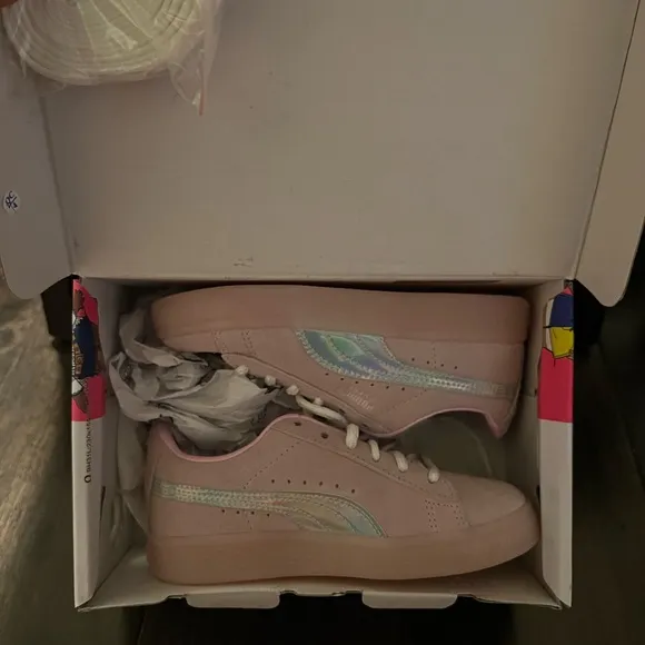 LOL Surprise x Puma collab girls sneakers (NEW) never been worn!