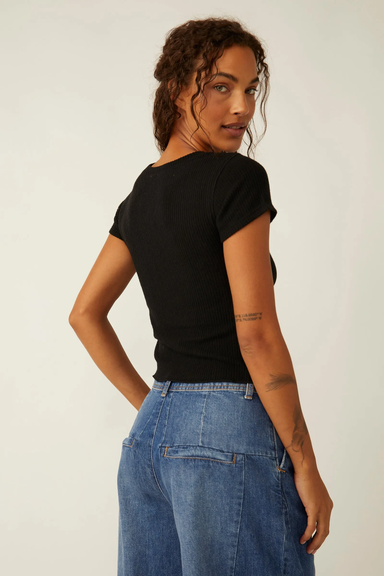 LUX BABY TEE-BLACK