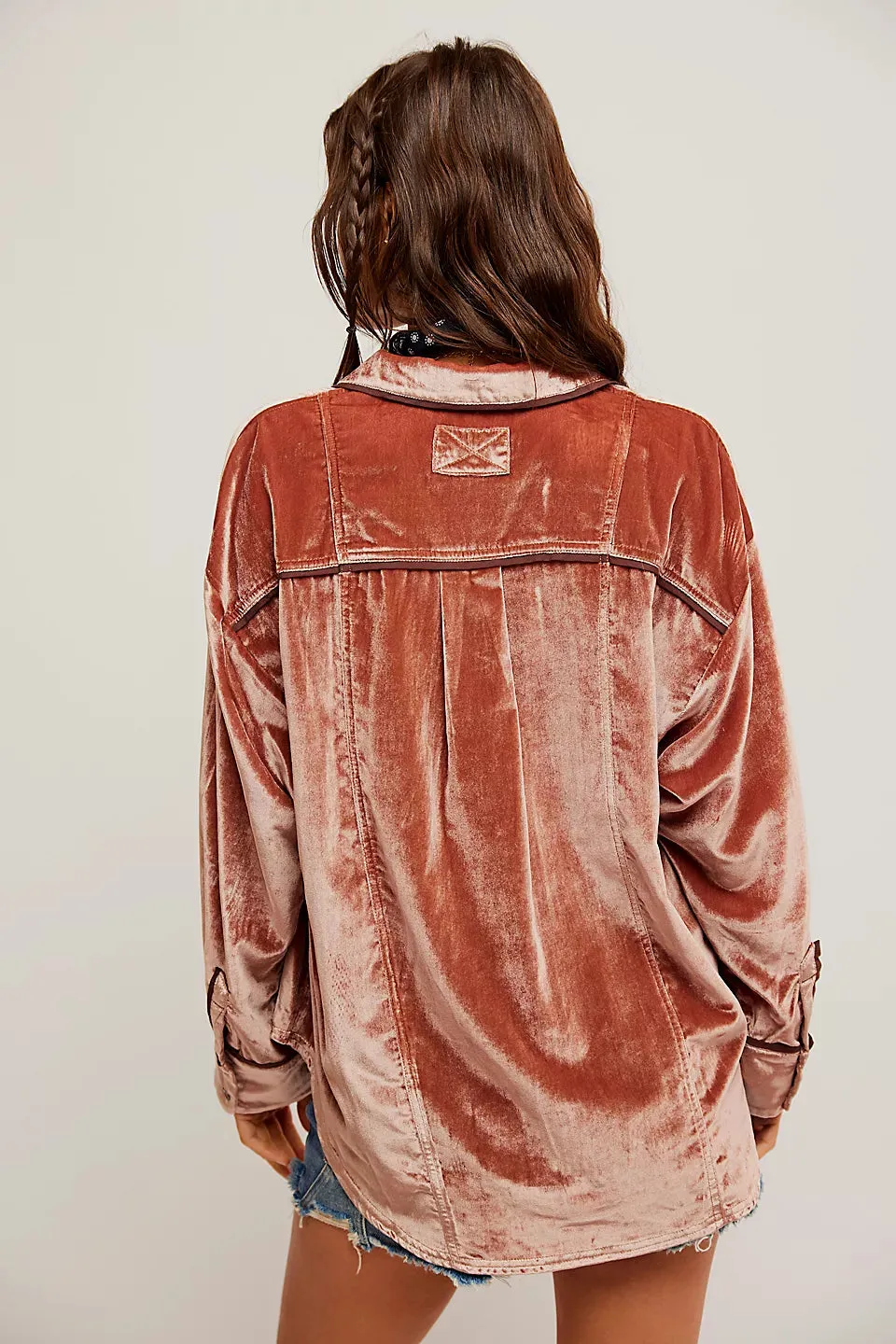 LUXY VELVET SOLID-CEDAR WOOD