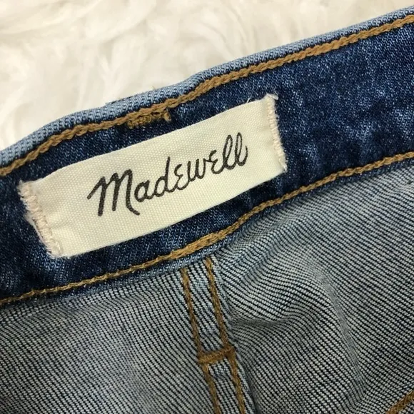 Madewell - The Mom Jean size: 28