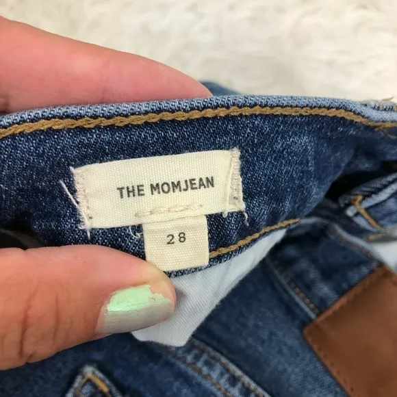 Madewell - The Mom Jean size: 28