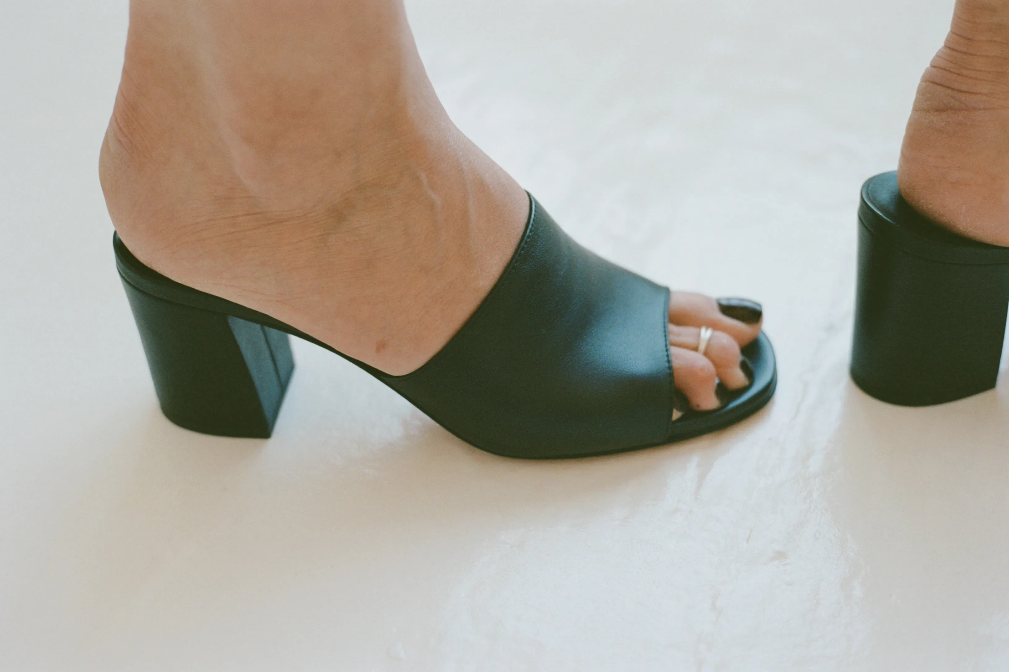 MAR MULE BLACK
