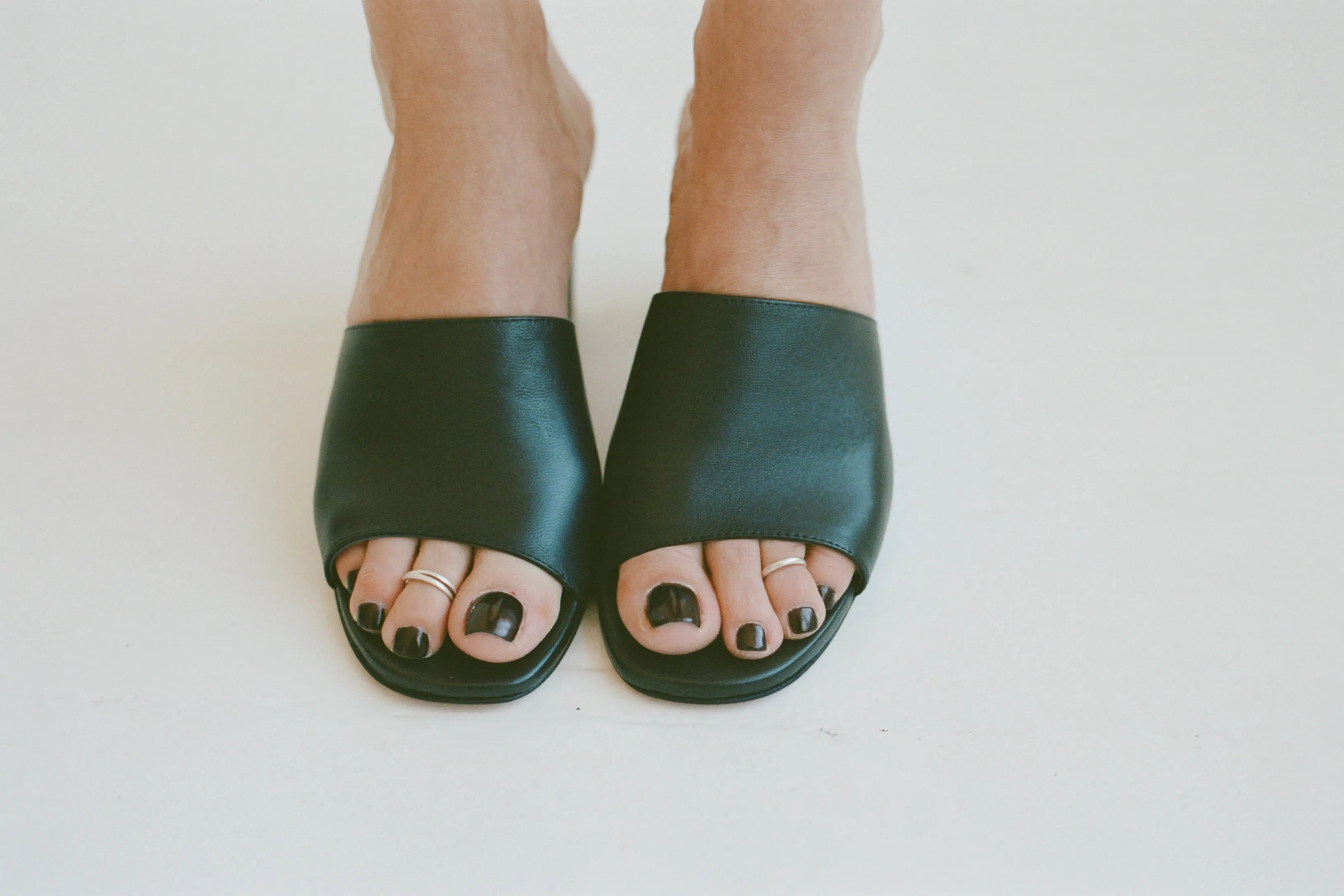 MAR MULE BLACK