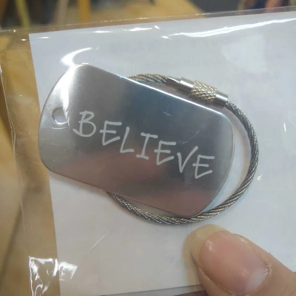 Metal Tag "Believe" (Modern Silver)