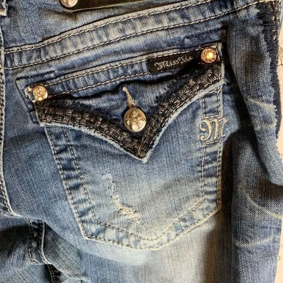 Miss Me Denim Boyfriend Distressed Capri Jeans