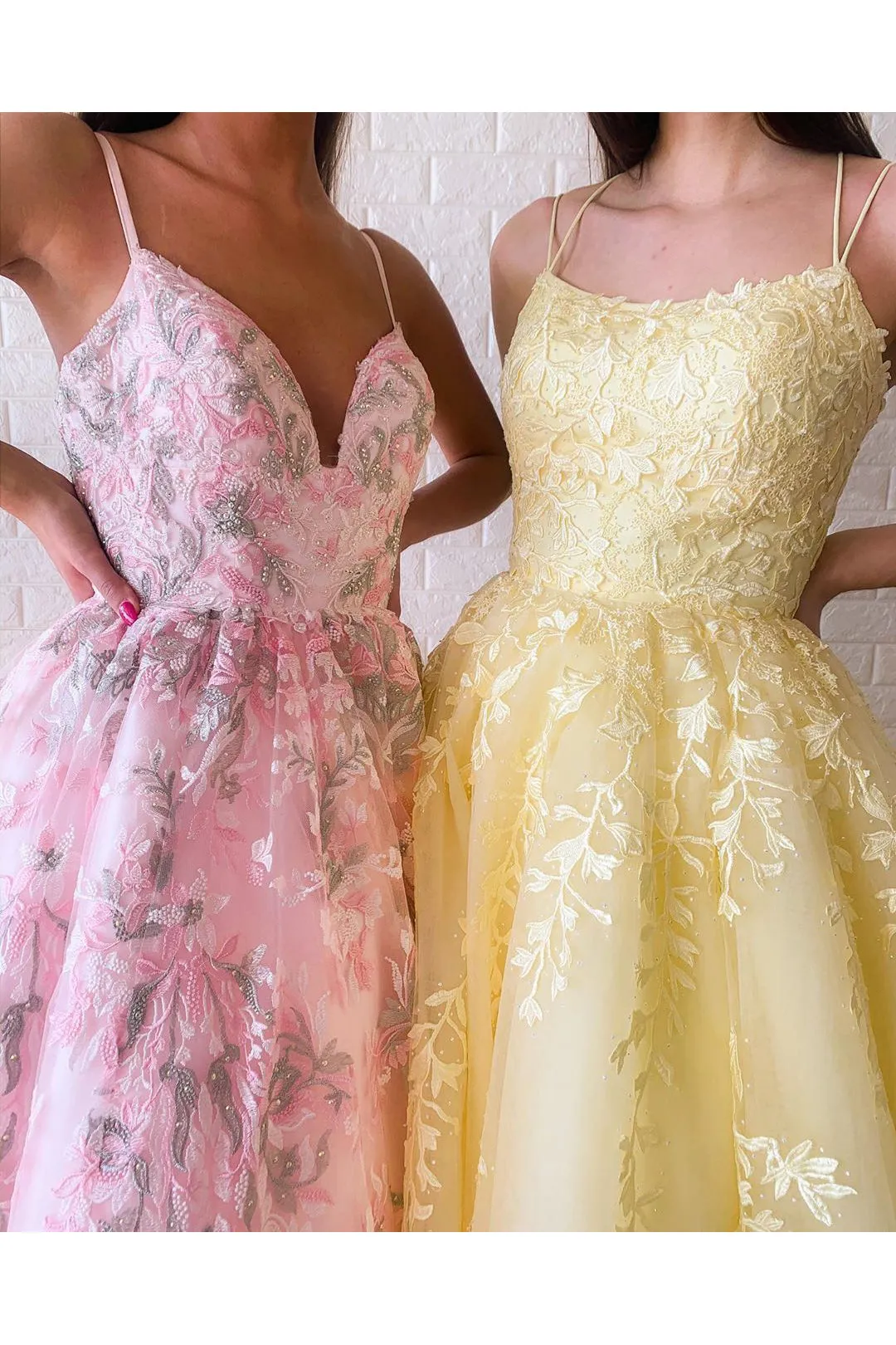 Modest A-line V Neck Tulle Appliques Sleeveless Long Lace Prom Dress OHC448