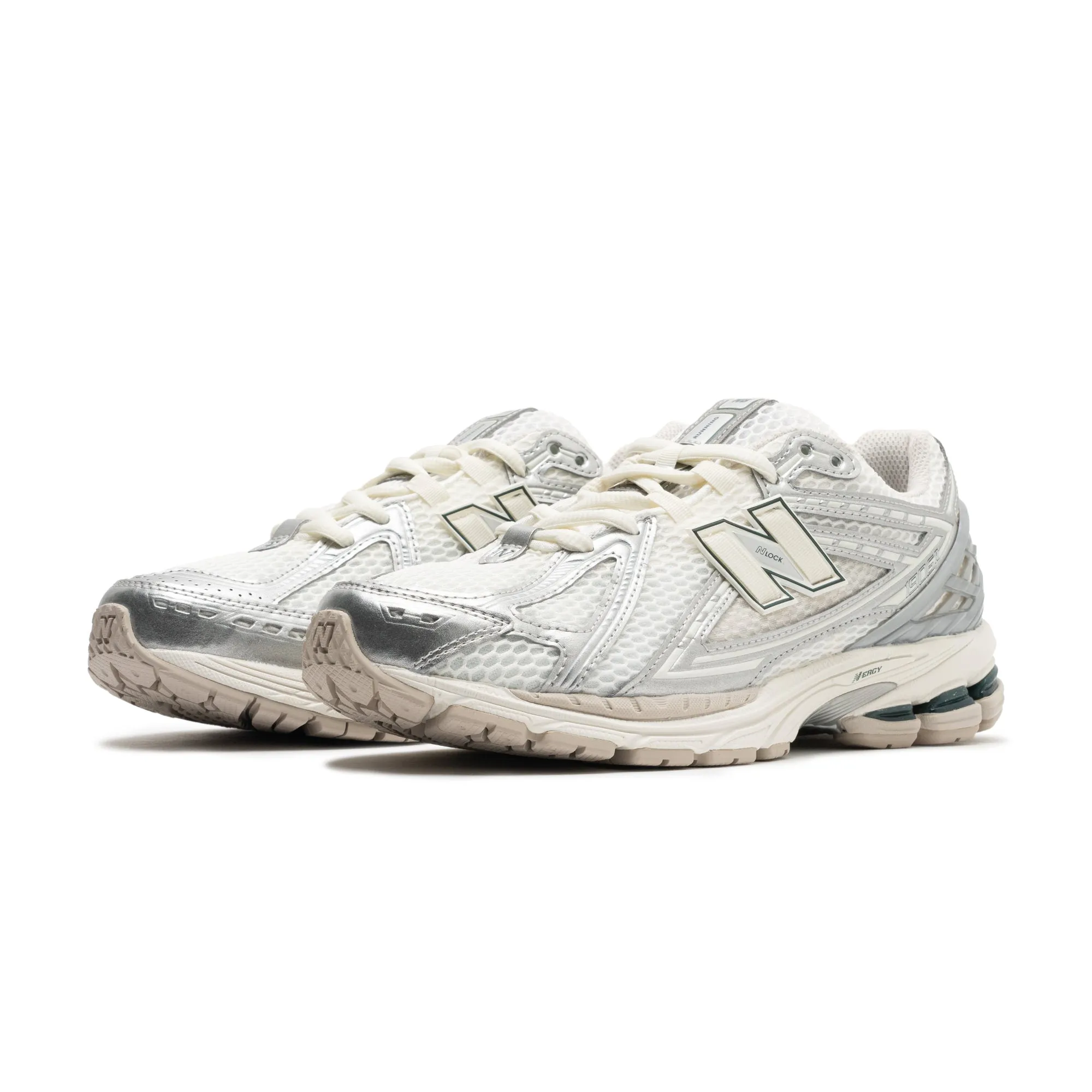 New Balance Silver Metalic/Sea Salt M1906REE