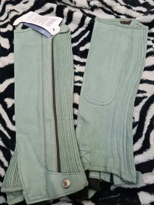 New shires slate adults XS suede chaps