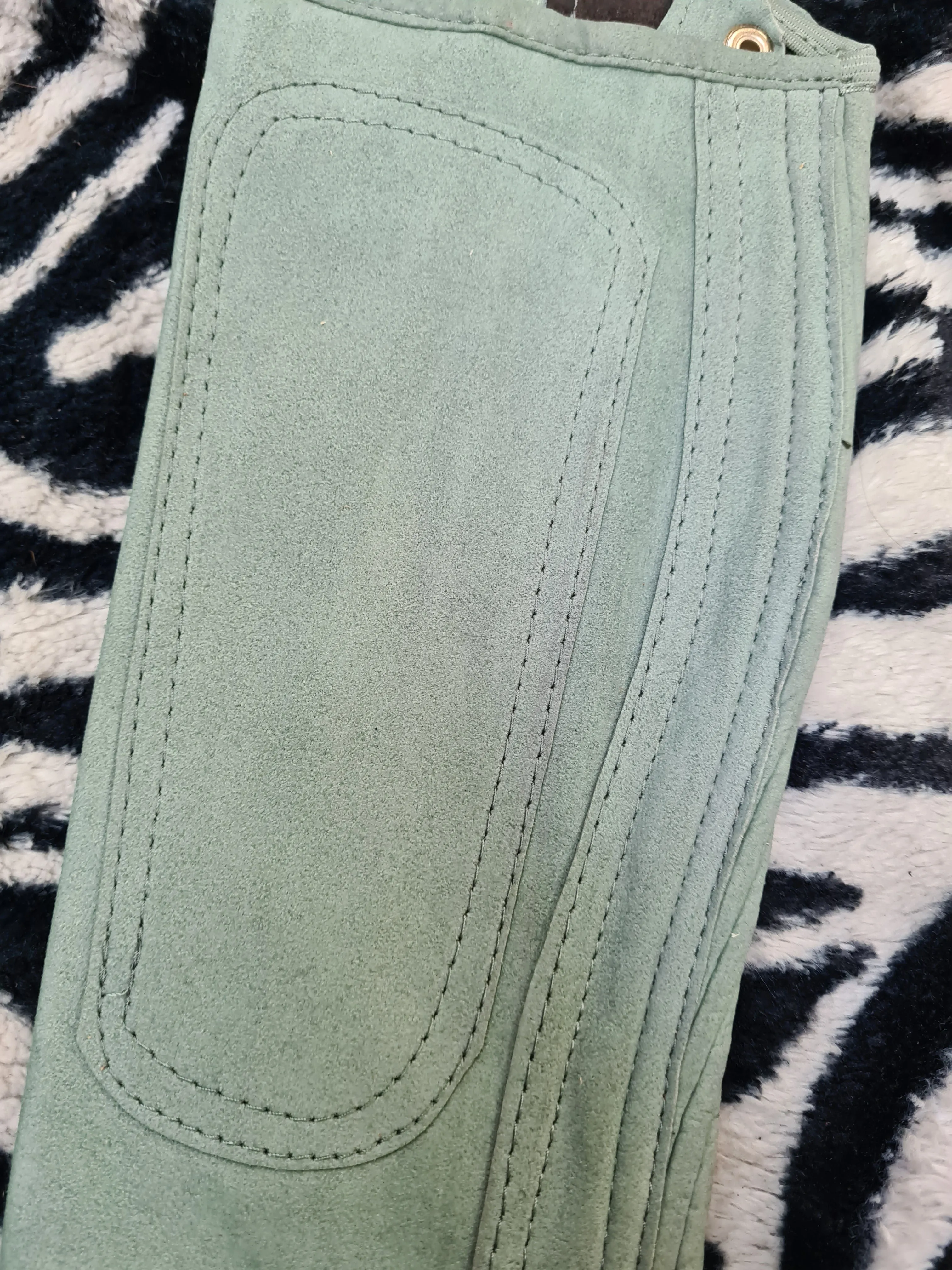 New shires slate adults XS suede chaps