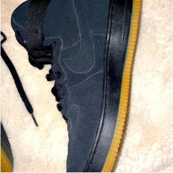 New!🔥Nike Air Force 1 Hi Lv8 Suede Youth Sneakers!