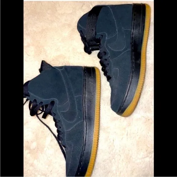 New!🔥Nike Air Force 1 Hi Lv8 Suede Youth Sneakers!