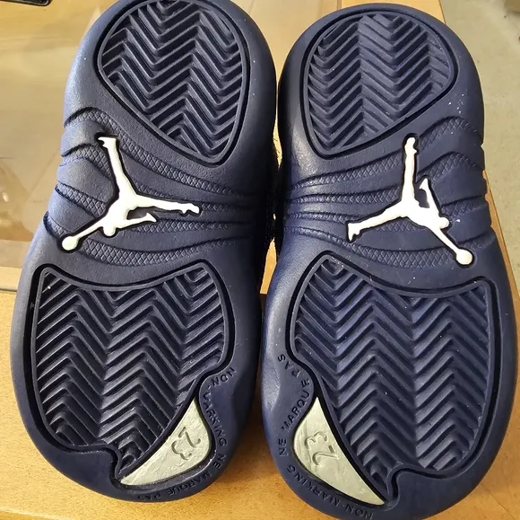 Nike Air Jordan 12 Retro Basketball Sneakers, Navy, Size 6c Infant/Toddler, NEW!