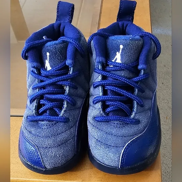 Nike Air Jordan 12 Retro Basketball Sneakers, Navy, Size 6c Infant/Toddler, NEW!