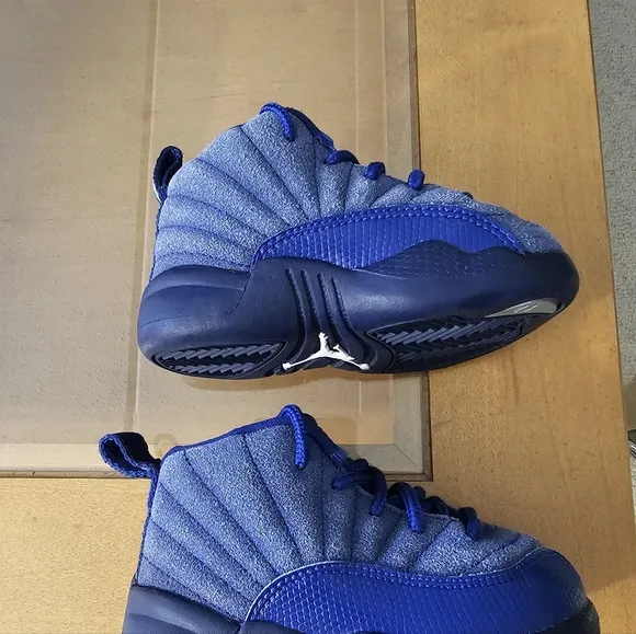 Nike Air Jordan 12 Retro Basketball Sneakers, Navy, Size 6c Infant/Toddler, NEW!