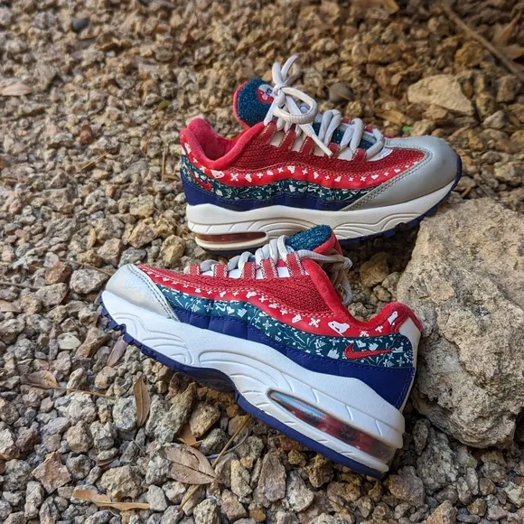 Nike Air Max 95 Ugly Christmas Sweater CT1594-100 Kids 11C