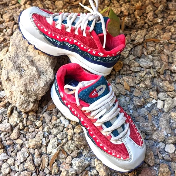 Nike Air Max 95 Ugly Christmas Sweater CT1594-100 Kids 11C