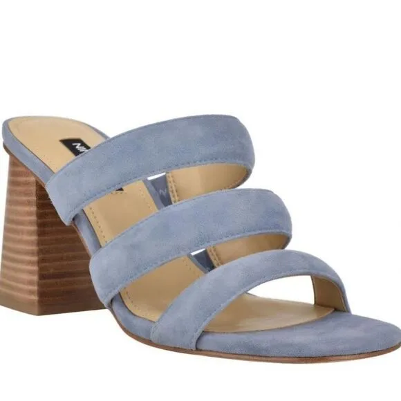 NINE WEST YEAT SANDAL IN BABY BLUE