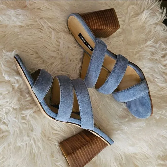 NINE WEST YEAT SANDAL IN BABY BLUE