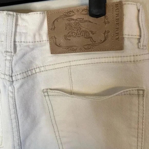 NWOT Burberry London Women’s Skinny Jeans – Size 8 ✨