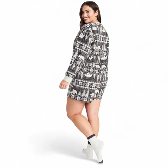 Old Navy Gray Bear Fair Isle Christmas Fleece Henley Pajama Romper Women L NWOT
