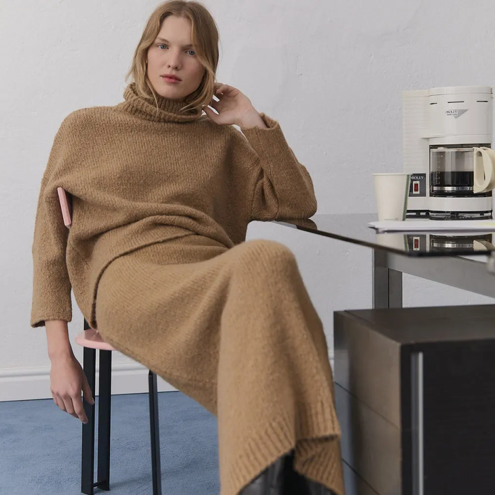 Ottawa Woman's Jumper | Suede Camel