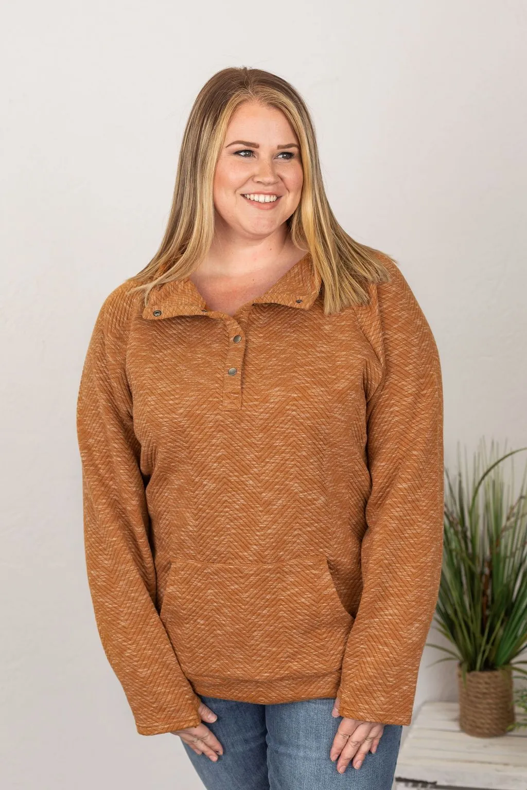 Quilted Snap Pullover in Camel