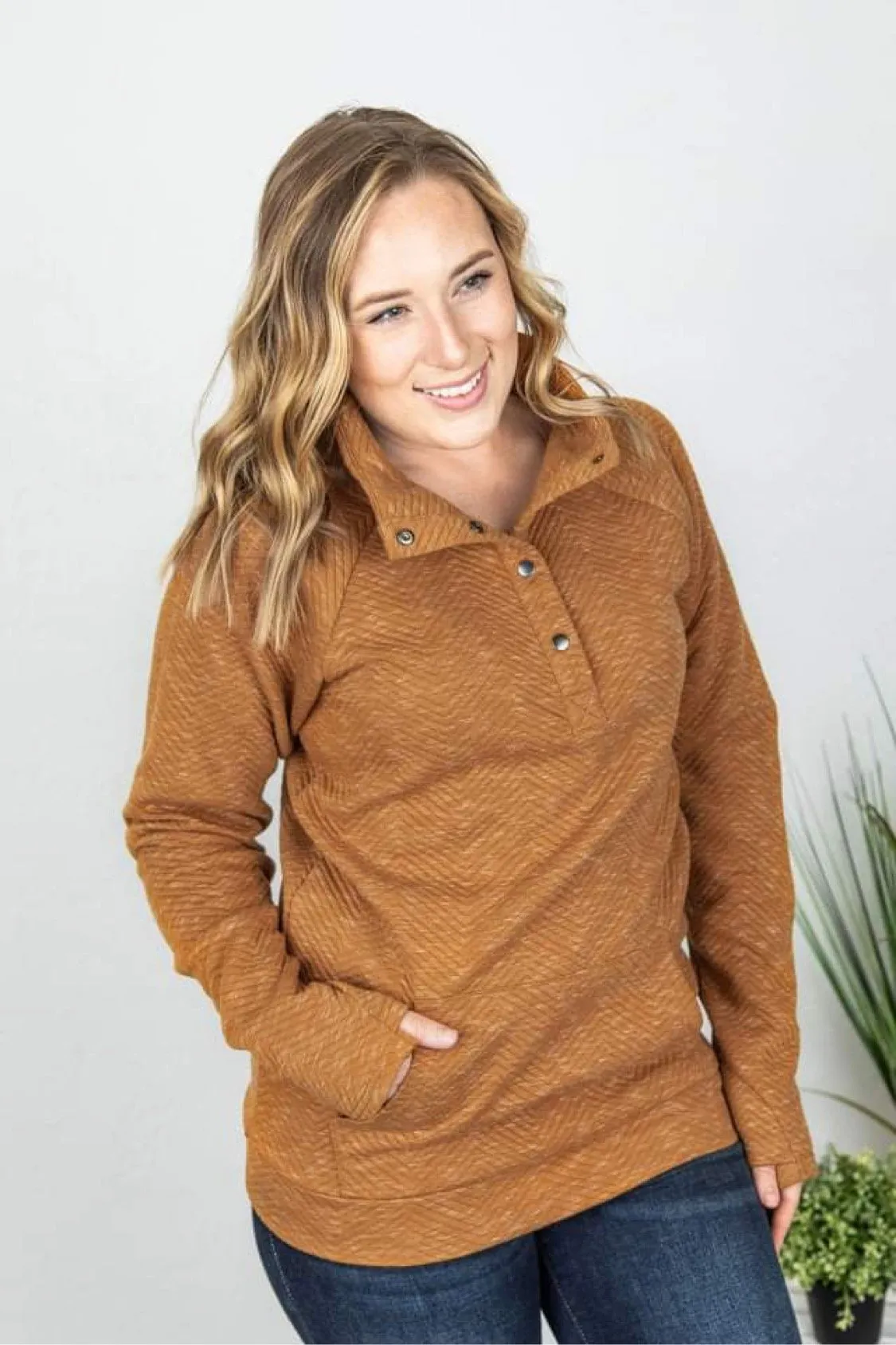 Quilted Snap Pullover in Camel