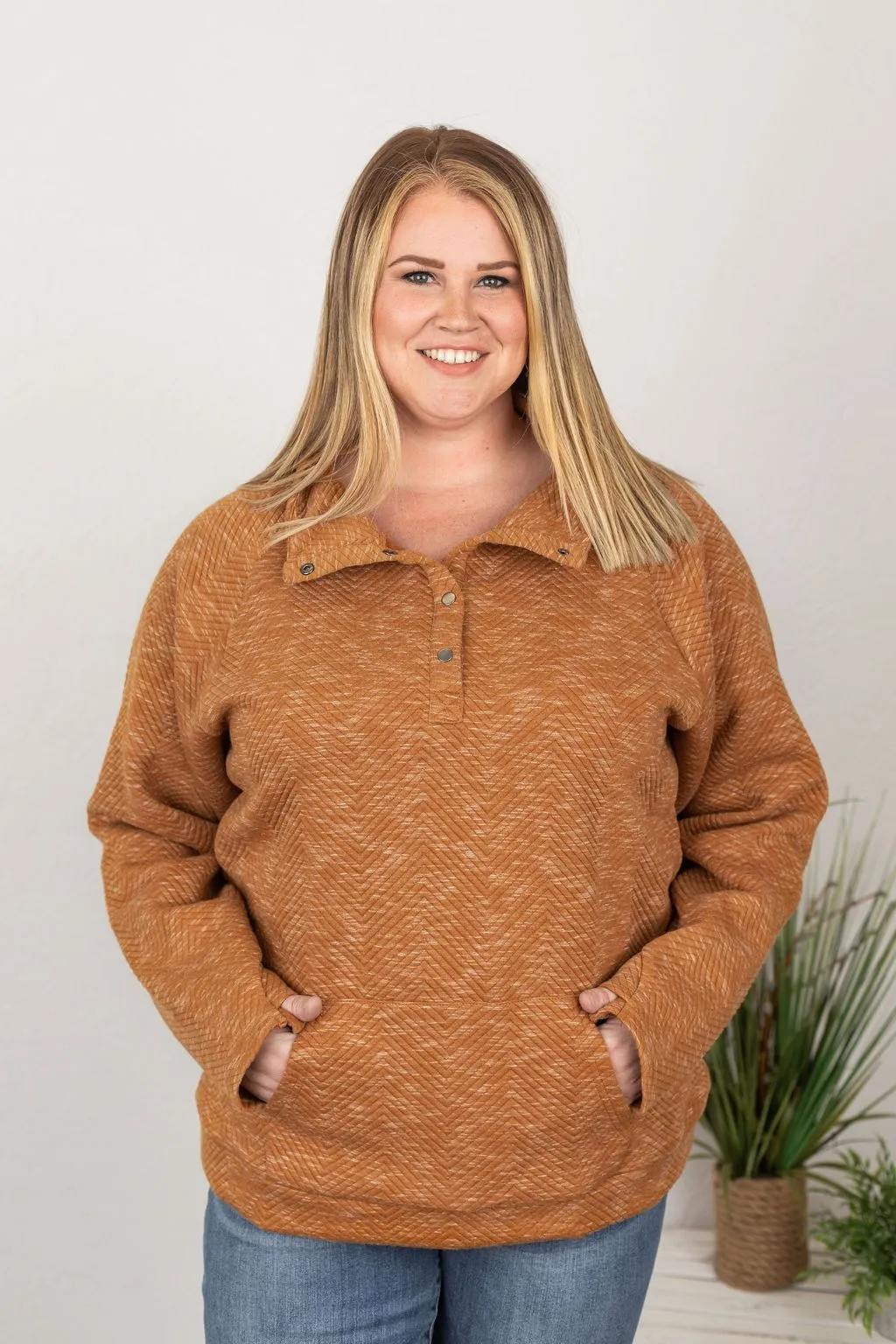 Quilted Snap Pullover in Camel