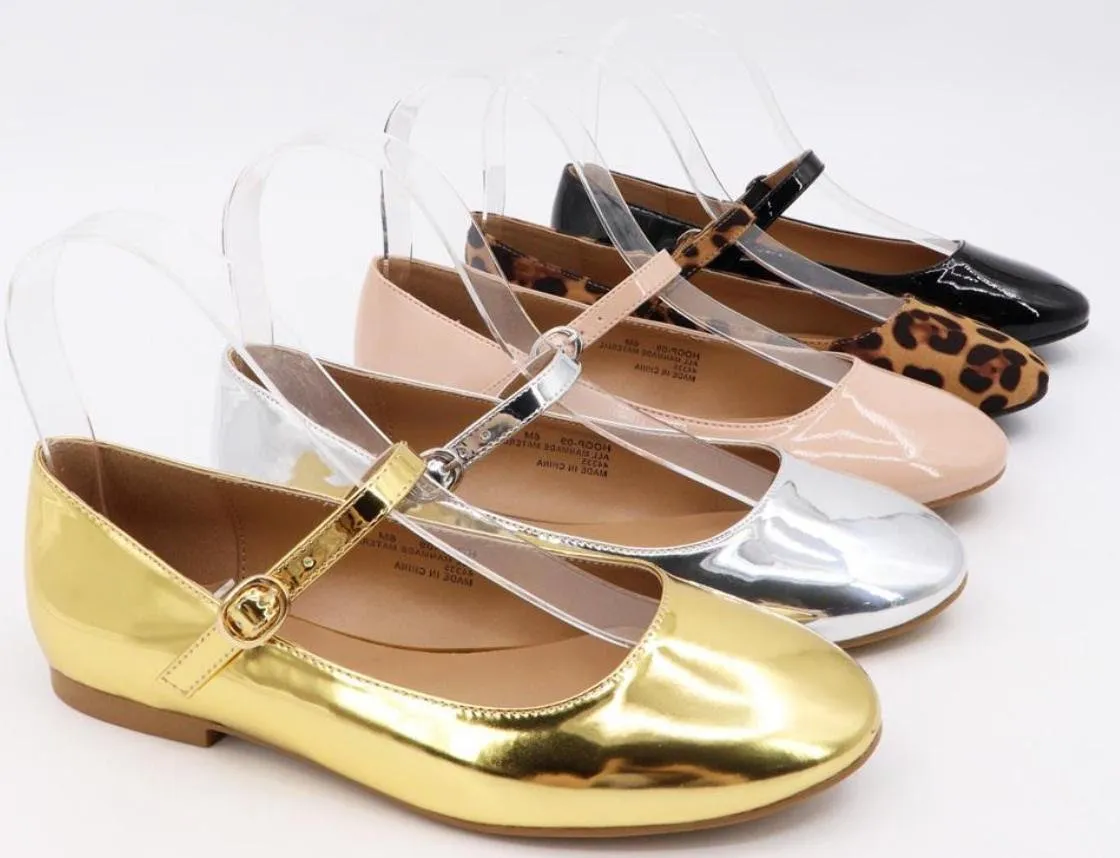 Round Toe Flat with Strap