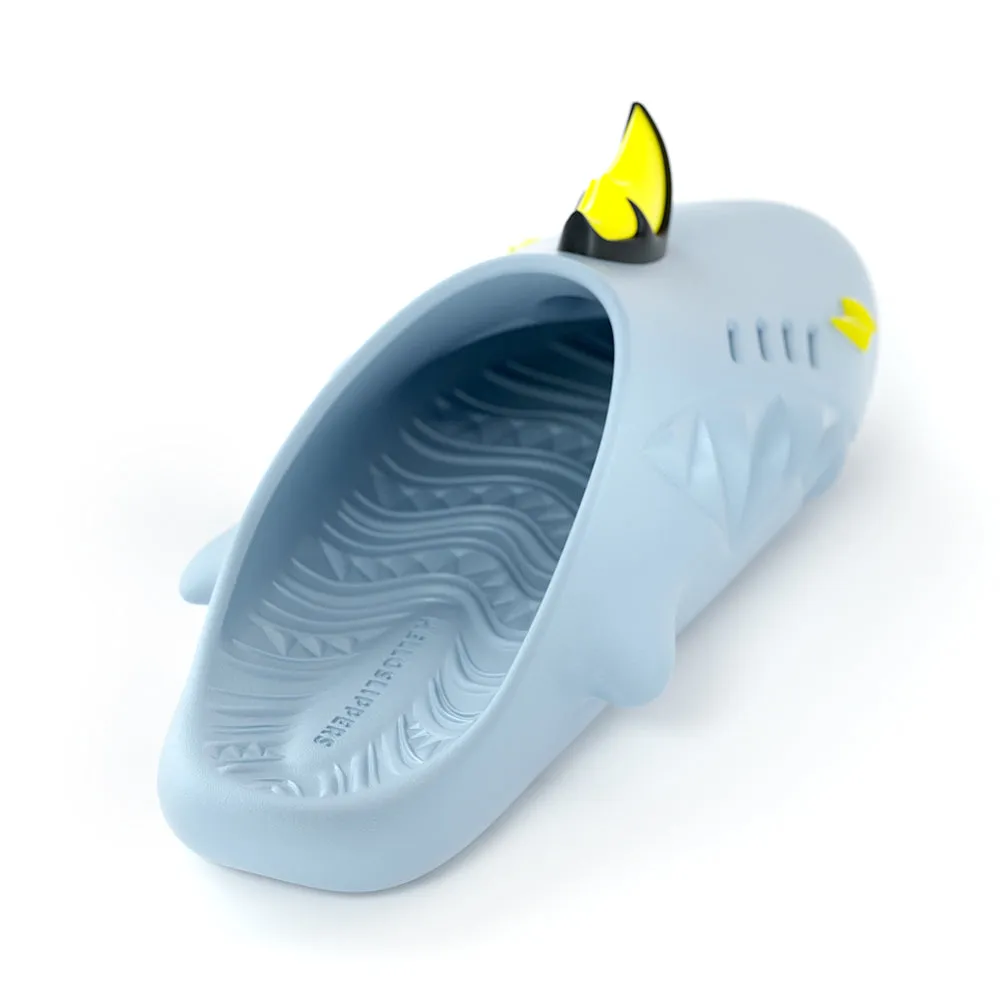 Sharkicks Pro Mule - Koi Dragon, Lightning Eyes