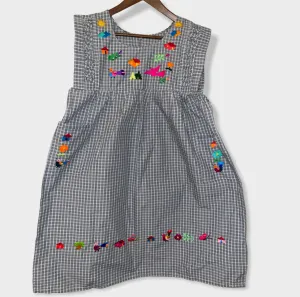 Size XS/S Traditional Embroidered Dress from El Salvador-Vestido