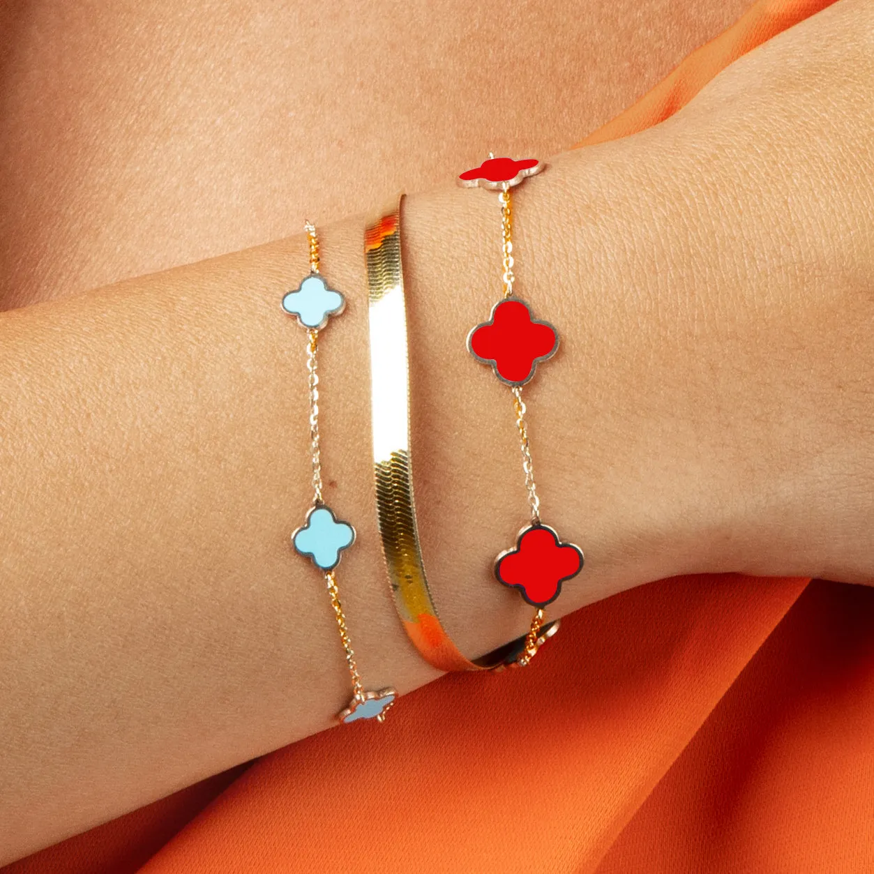 Small Coral Clover Bracelet