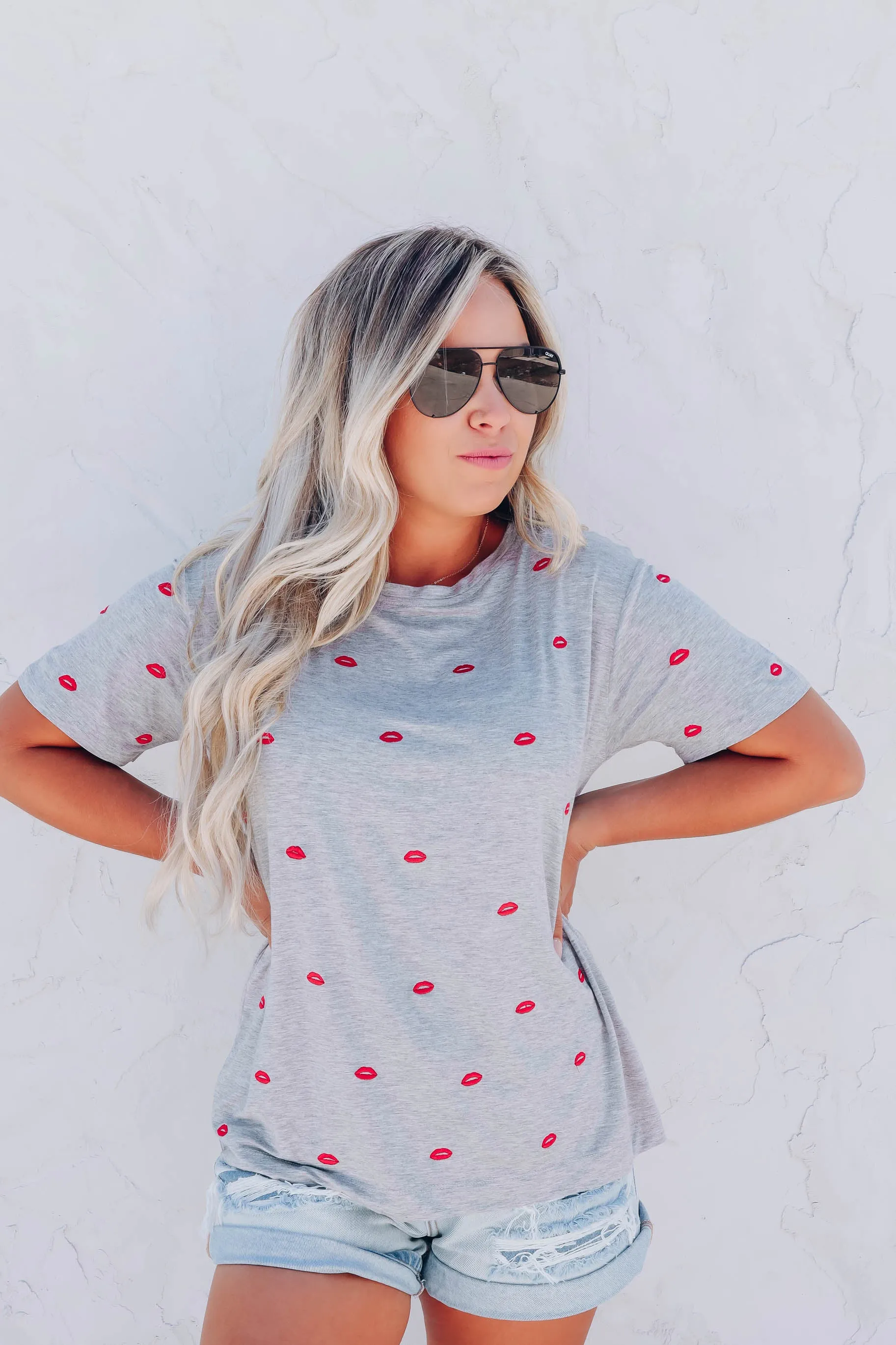Smooches Embroidered Lip Tee - Grey