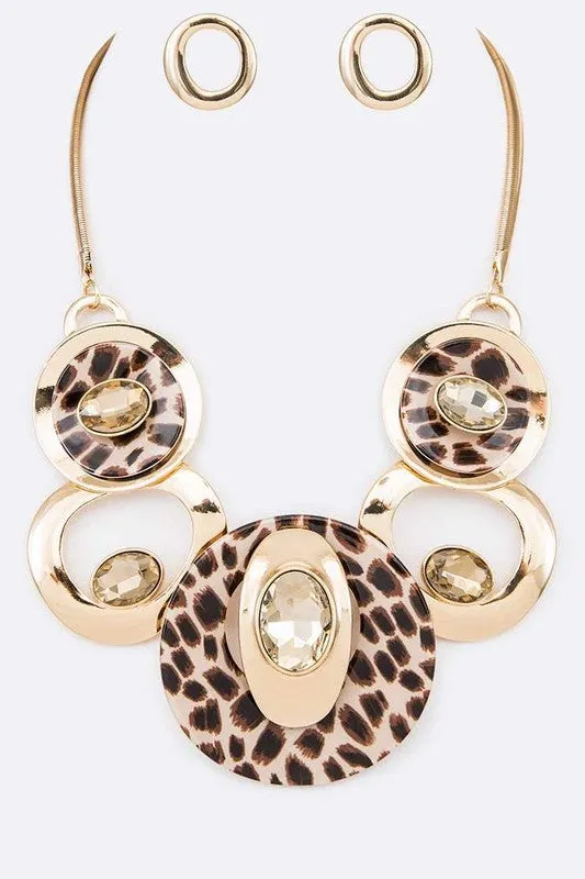So Classy- Fashion  Necklace Set